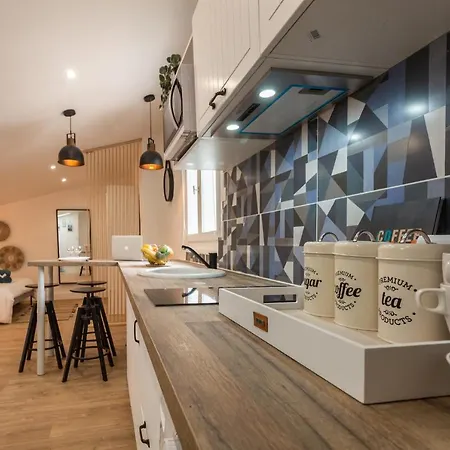 Apartment Le Boheme - Netflix - Wifi - Vue Sur La Cite Medievale Et Les Toits *